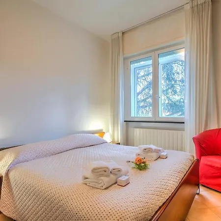 Gabri By The Sea With Balcony And Shared Garden - Happy * Diano Marina
