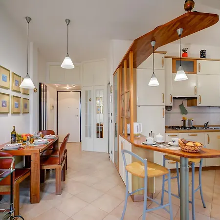 Apartament Gabri By The Sea With Balcony And Shared Garden - Happy Diano Marina