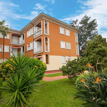 Gabri By The Sea With Balcony And Shared Garden - Happy Daire