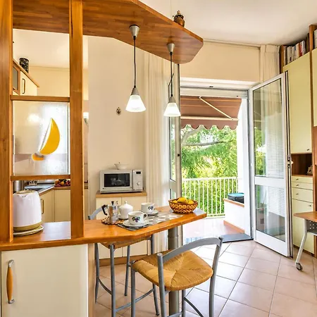 Gabri By The Sea With Balcony And Shared Garden - Happy Diano Marina