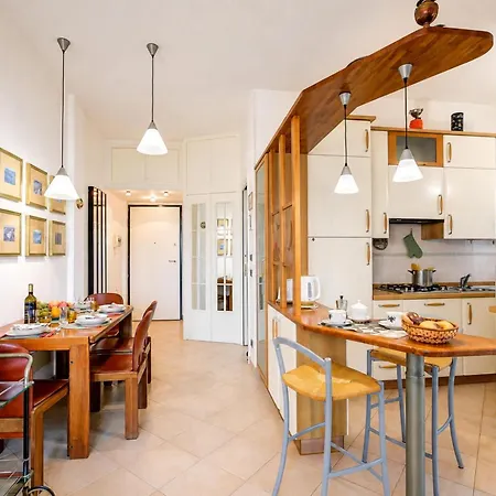 Gabri By The Sea With Balcony And Shared Garden - Happy Apartament Diano Marina