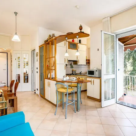 Gabri By The Sea With Balcony And Shared Garden - Happy دْيانو مارينا
