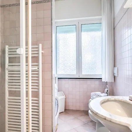 Gabri By The Sea With Balcony And Shared Garden - Happy Apartament Diano Marina